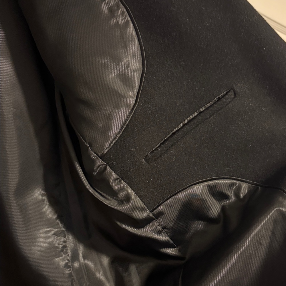 Elegant Black Women's Coat from MANGO - Picture 6 of 16